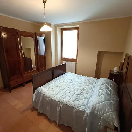 Vincent House In Camagna Holiday home *