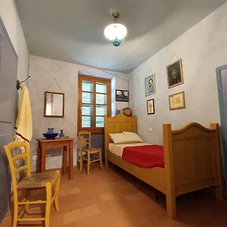 Vincent House In Camagna Holiday home Camagna Monferrato